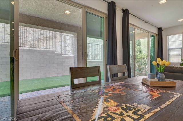 81 Moon Hill Drive, Henderson, NV 89011