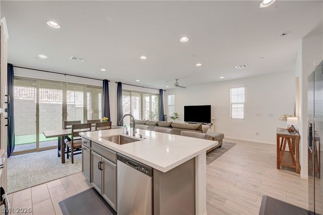 81 Moon Hill Drive, Henderson, NV 89011