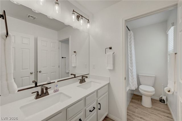 81 Moon Hill Drive, Henderson, NV 89011