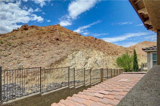 81 Moon Hill Drive, Henderson, NV 89011