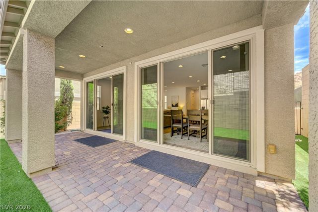 81 Moon Hill Drive, Henderson, NV 89011