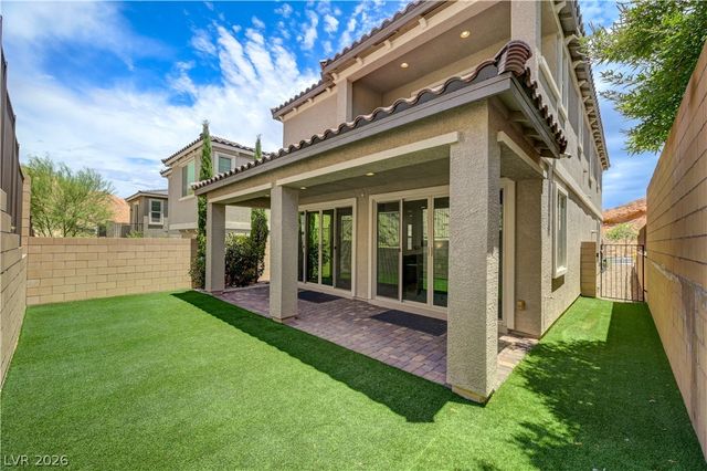 81 Moon Hill Drive, Henderson, NV 89011