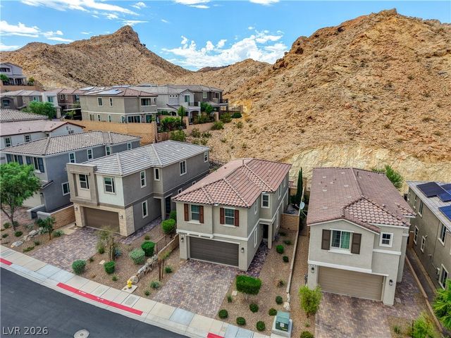 81 Moon Hill Drive, Henderson, NV 89011