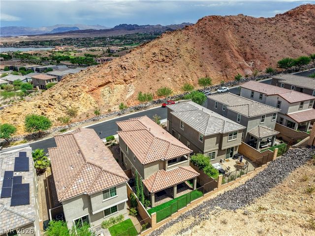 81 Moon Hill Drive, Henderson, NV 89011