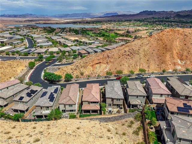 81 Moon Hill Drive, Henderson, NV 89011