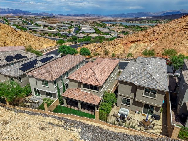 81 Moon Hill Drive, Henderson, NV 89011