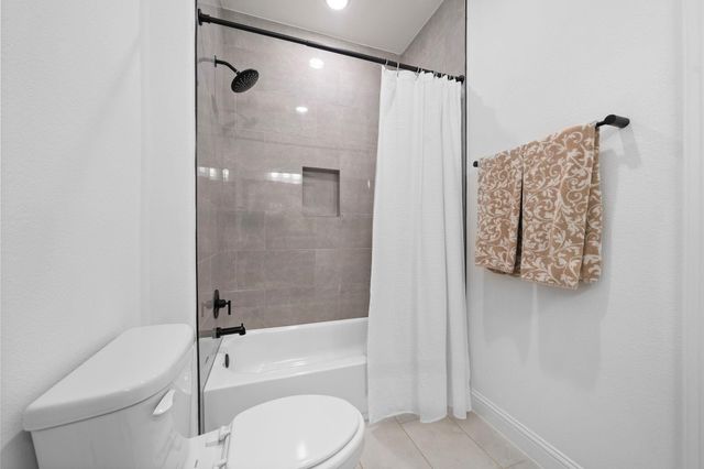 2105 Bennet Court, Conroe, TX 77384