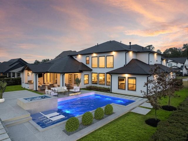 2105 Bennet Court, Conroe, TX 77384