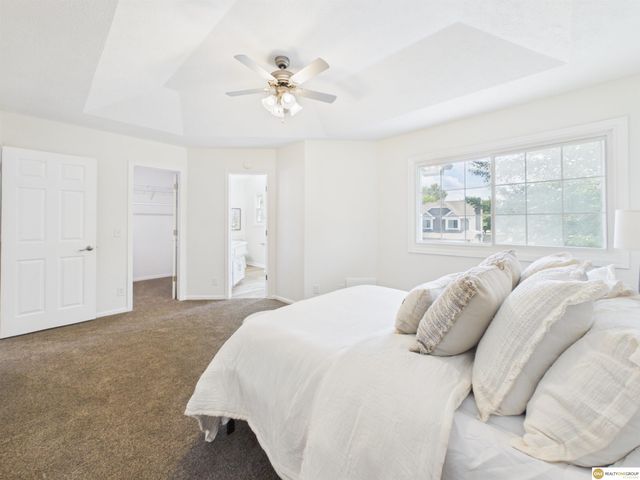 14812 H Street, Omaha, NE 68137