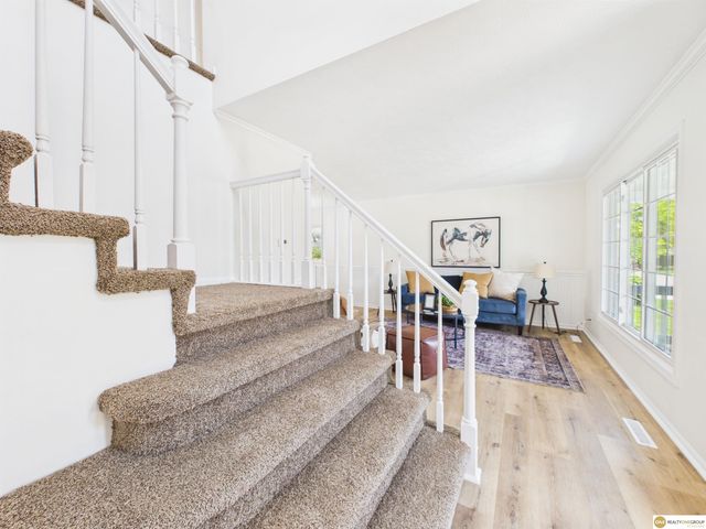 14812 H Street, Omaha, NE 68137