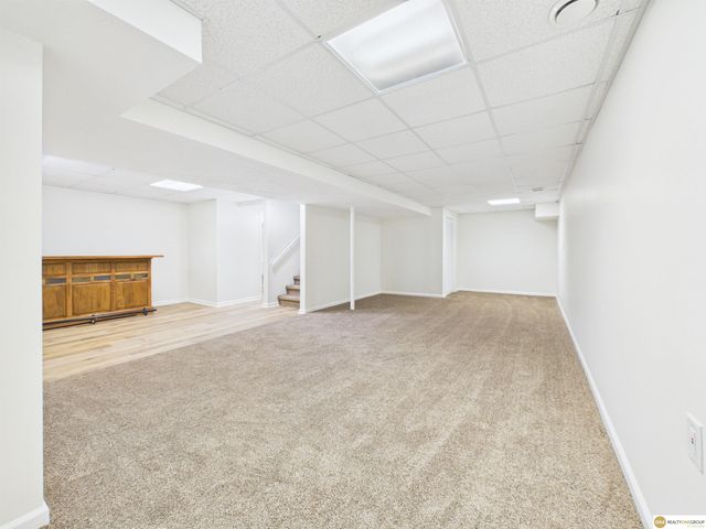14812 H Street, Omaha, NE 68137