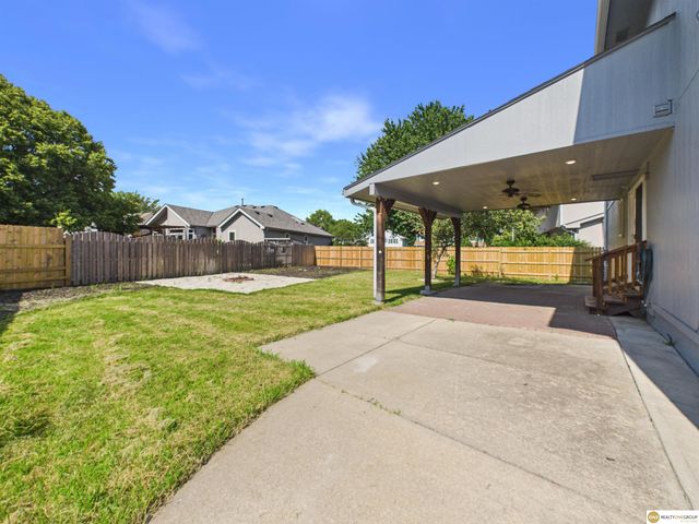 14812 H Street, Omaha, NE 68137