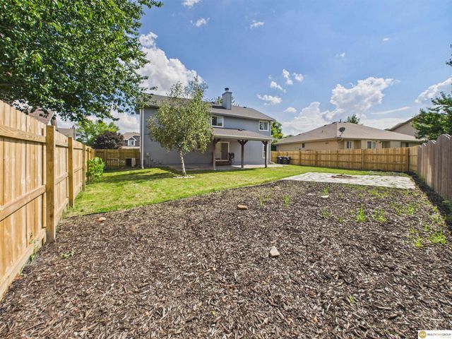 14812 H Street, Omaha, NE 68137