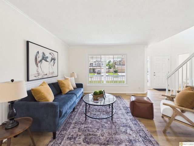 14812 H Street, Omaha, NE 68137