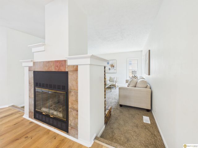 14812 H Street, Omaha, NE 68137