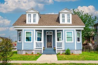 1828 Ursuline Street, Galveston, TX 77550