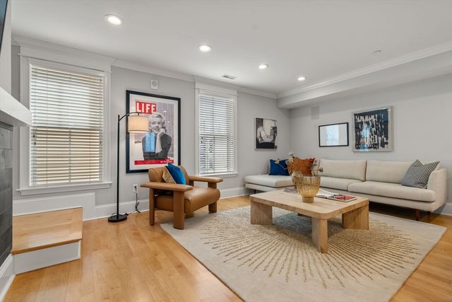 893 E Second St 9, Boston, MA 02127