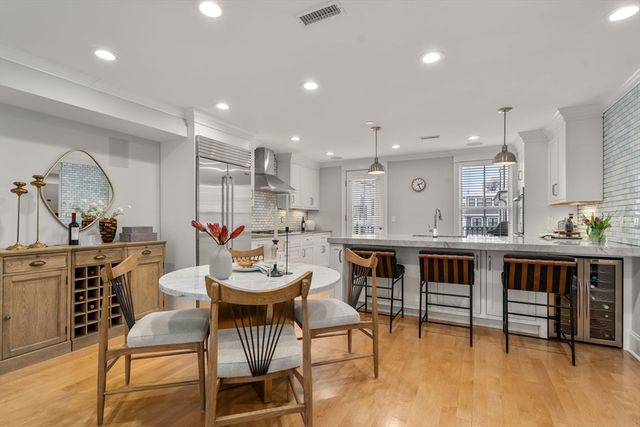 893 E Second St 9, Boston, MA 02127