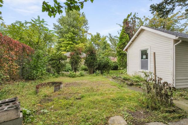 11 Balding Avenue, Poughkeepsie, NY 12601