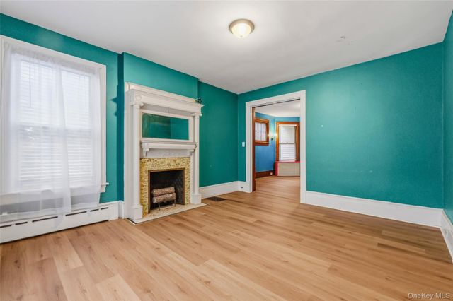 11 Balding Avenue, Poughkeepsie, NY 12601