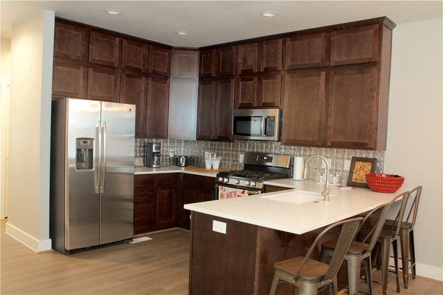 1567 Suite B Brooks Avenue Suite B, Fayetteville, AR 72701