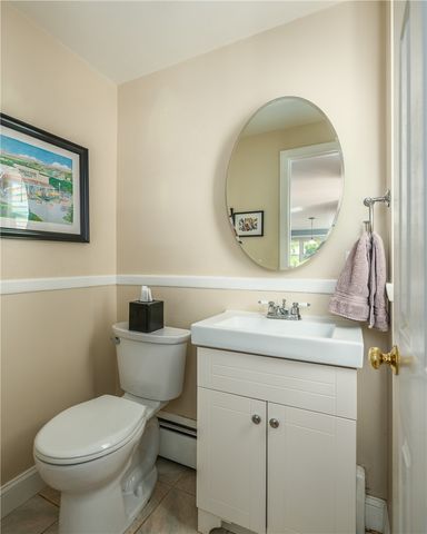 33 Wilbur Road, Lincoln, RI 02865