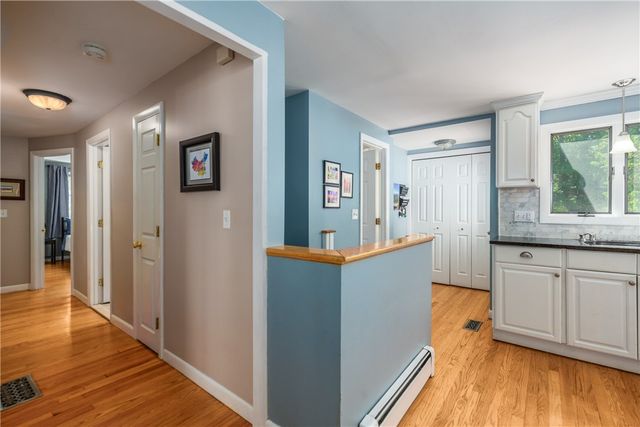 33 Wilbur Road, Lincoln, RI 02865