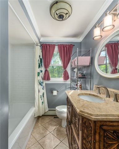 33 Wilbur Road, Lincoln, RI 02865