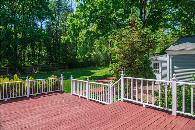 33 Wilbur Road, Lincoln, RI 02865