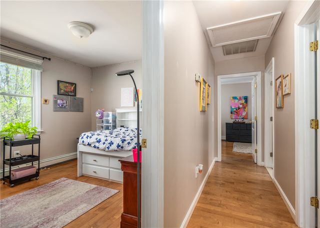 33 Wilbur Road, Lincoln, RI 02865