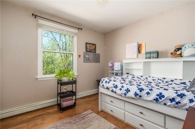 33 Wilbur Road, Lincoln, RI 02865