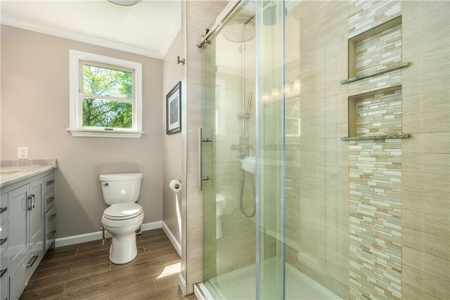 33 Wilbur Road, Lincoln, RI 02865