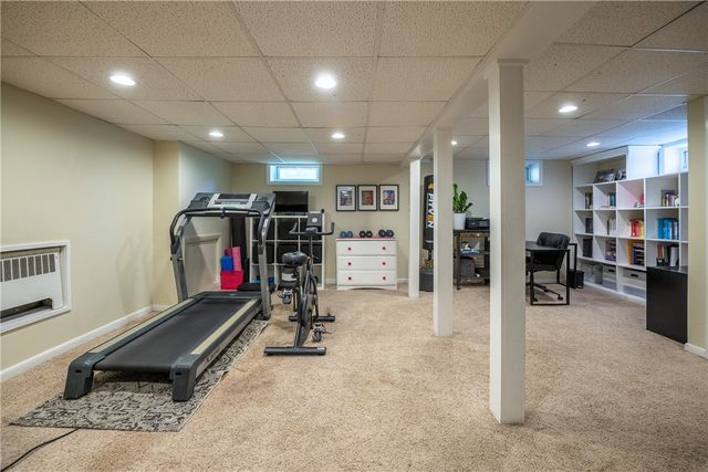 33 Wilbur Road, Lincoln, RI 02865