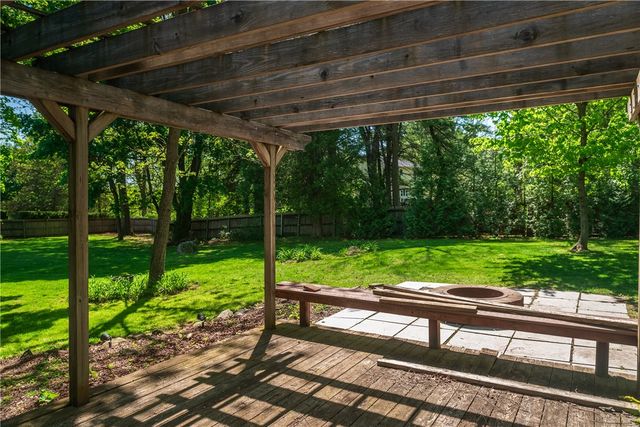 33 Wilbur Road, Lincoln, RI 02865