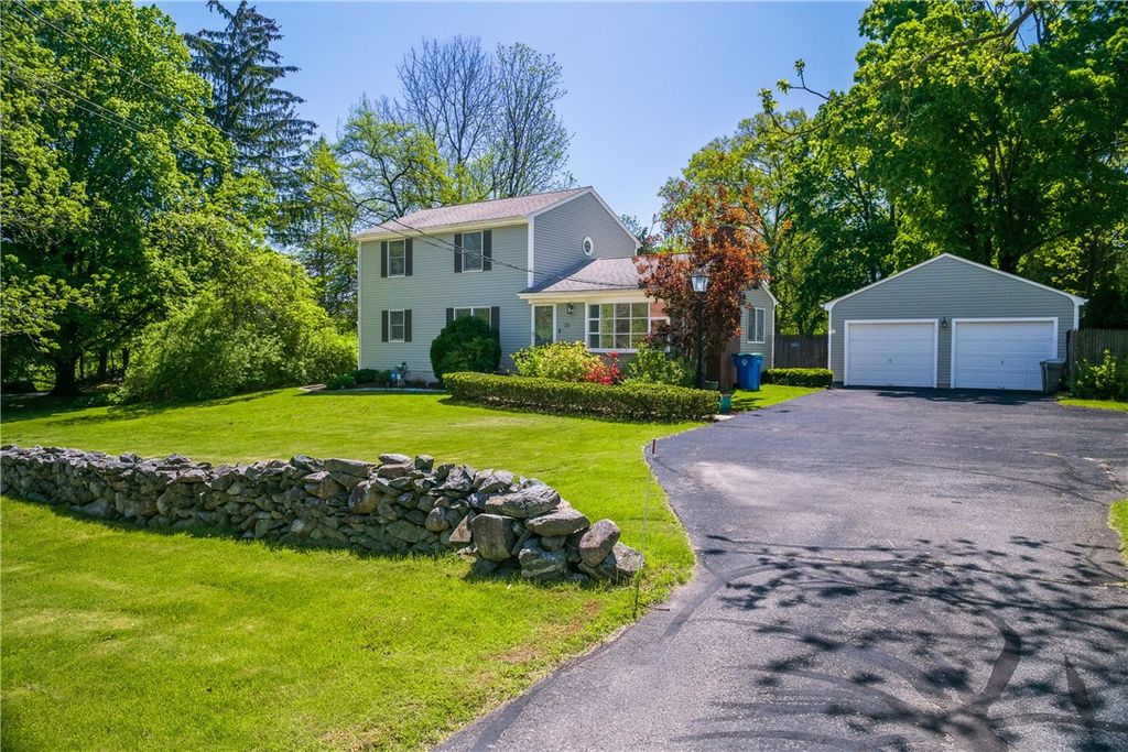 33 Wilbur Road, Lincoln, RI 02865