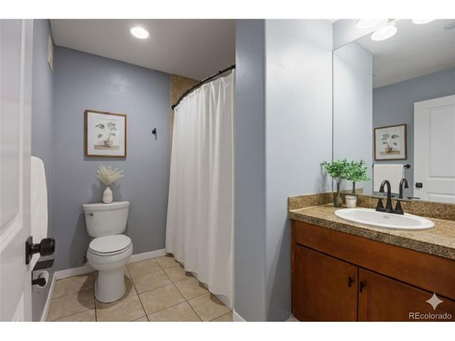 722 Washington Ave 306, Golden, CO 80401