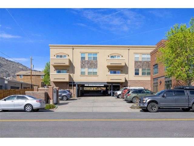 722 Washington Ave 306, Golden, CO 80401