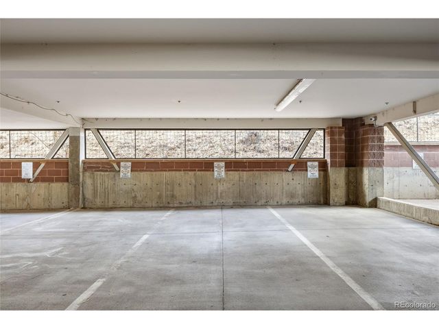 722 Washington Ave 306, Golden, CO 80401