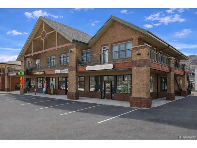 722 Washington Ave 306, Golden, CO 80401