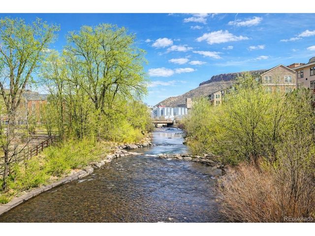 722 Washington Ave 306, Golden, CO 80401