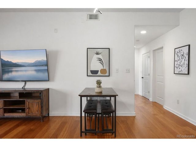 722 Washington Ave 306, Golden, CO 80401