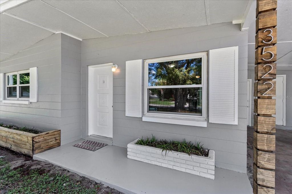 Image 2 of property listing at 3522 PRICE AVENUE, Orlando, FL 32806