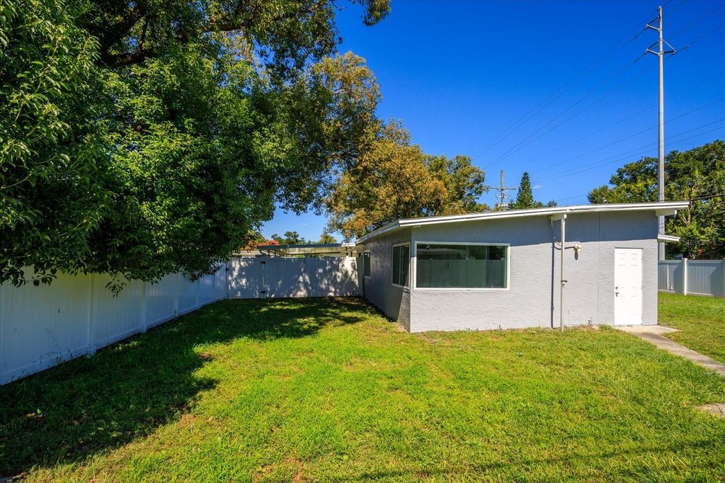 Image 20 of property listing at 3522 PRICE AVENUE, Orlando, FL 32806