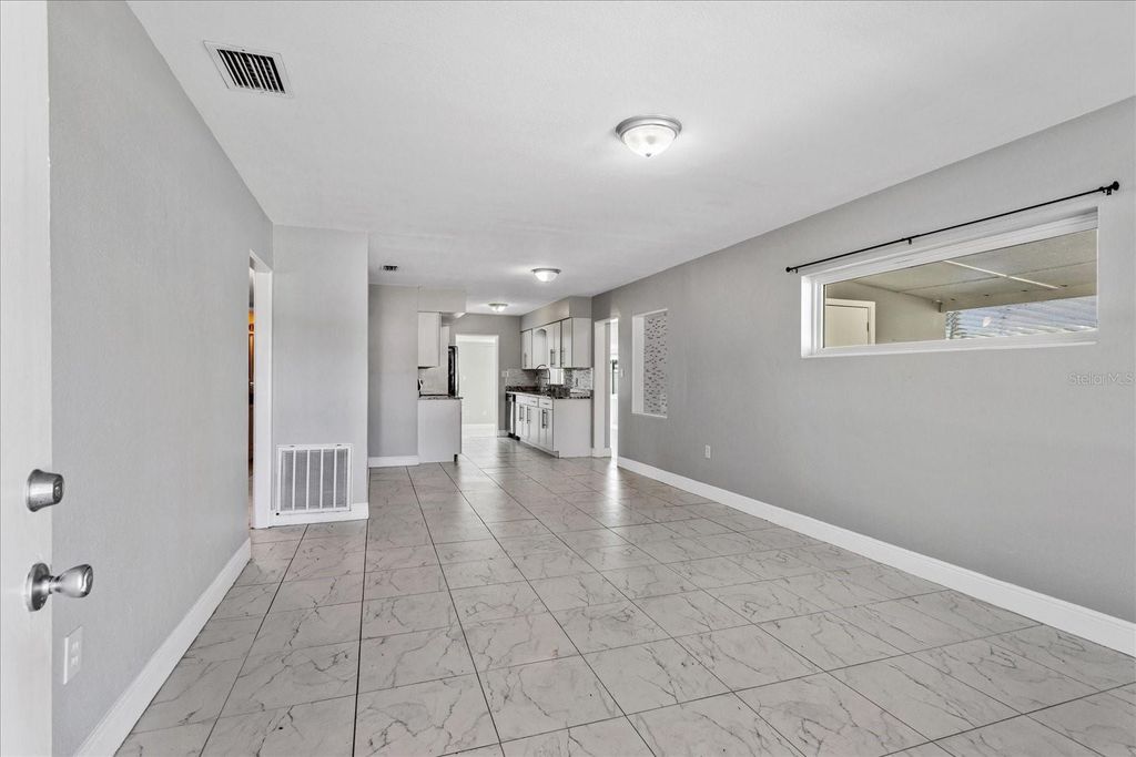 Image 3 of property listing at 3522 PRICE AVENUE, Orlando, FL 32806