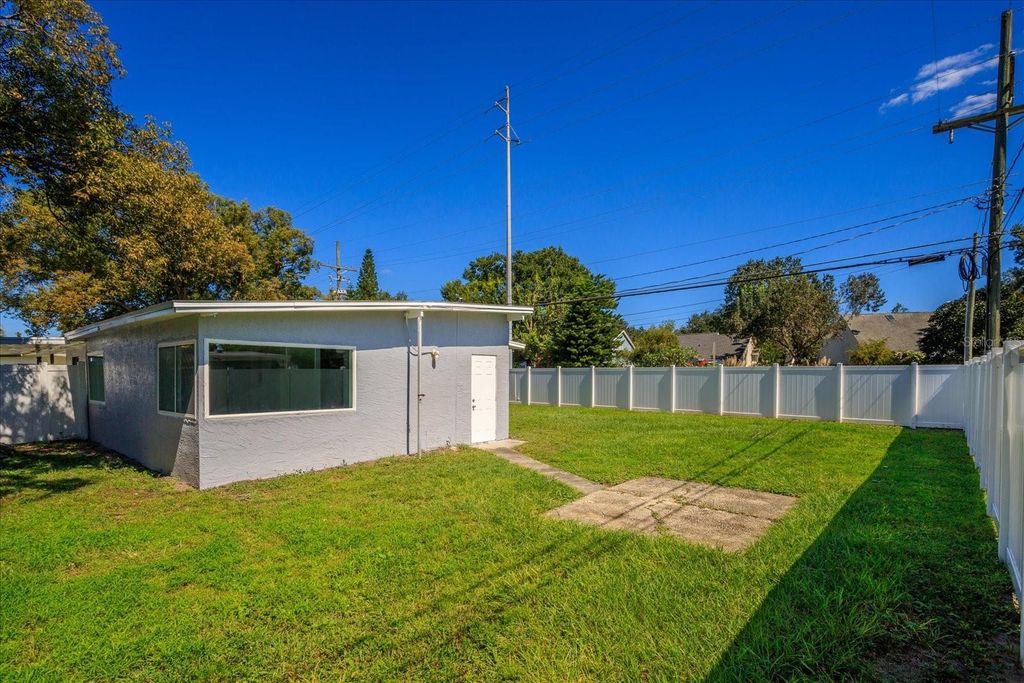 Image 23 of property listing at 3522 PRICE AVENUE, Orlando, FL 32806