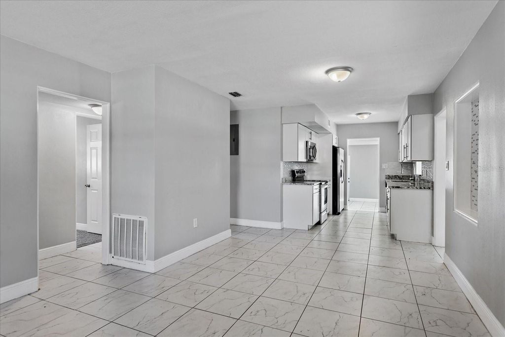 Image 4 of property listing at 3522 PRICE AVENUE, Orlando, FL 32806