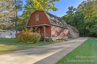 2919 Beatrice Avenue, Yankee Springs Twp, MI 49333