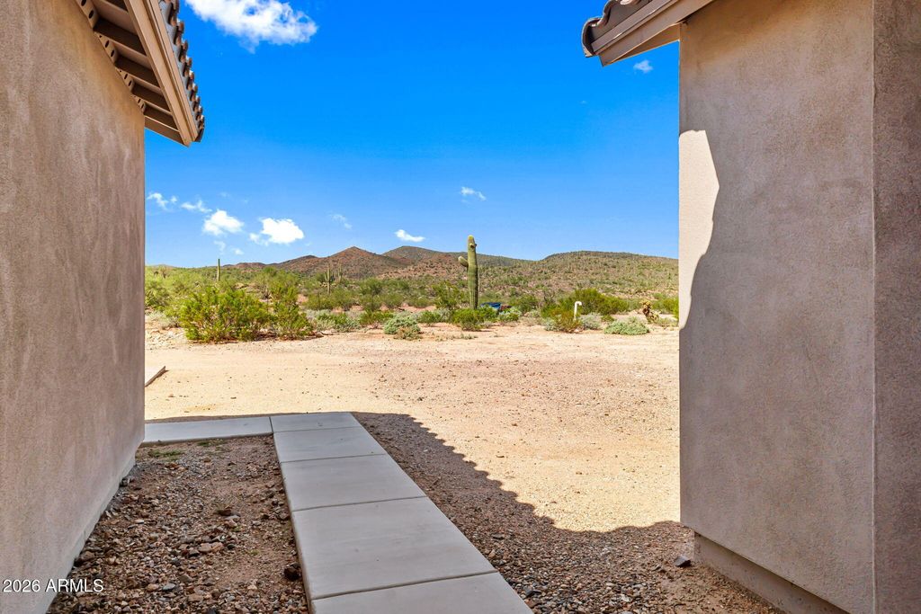 47821 N 43RD Avenue, New River, AZ 85087 — photo 3