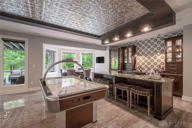 2081 Forest Bend Drive, Beavercreek Twp, OH 45385