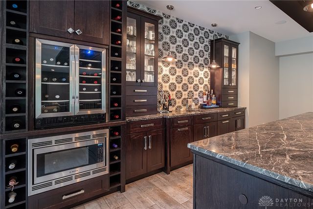 2081 Forest Bend Drive, Beavercreek Twp, OH 45385